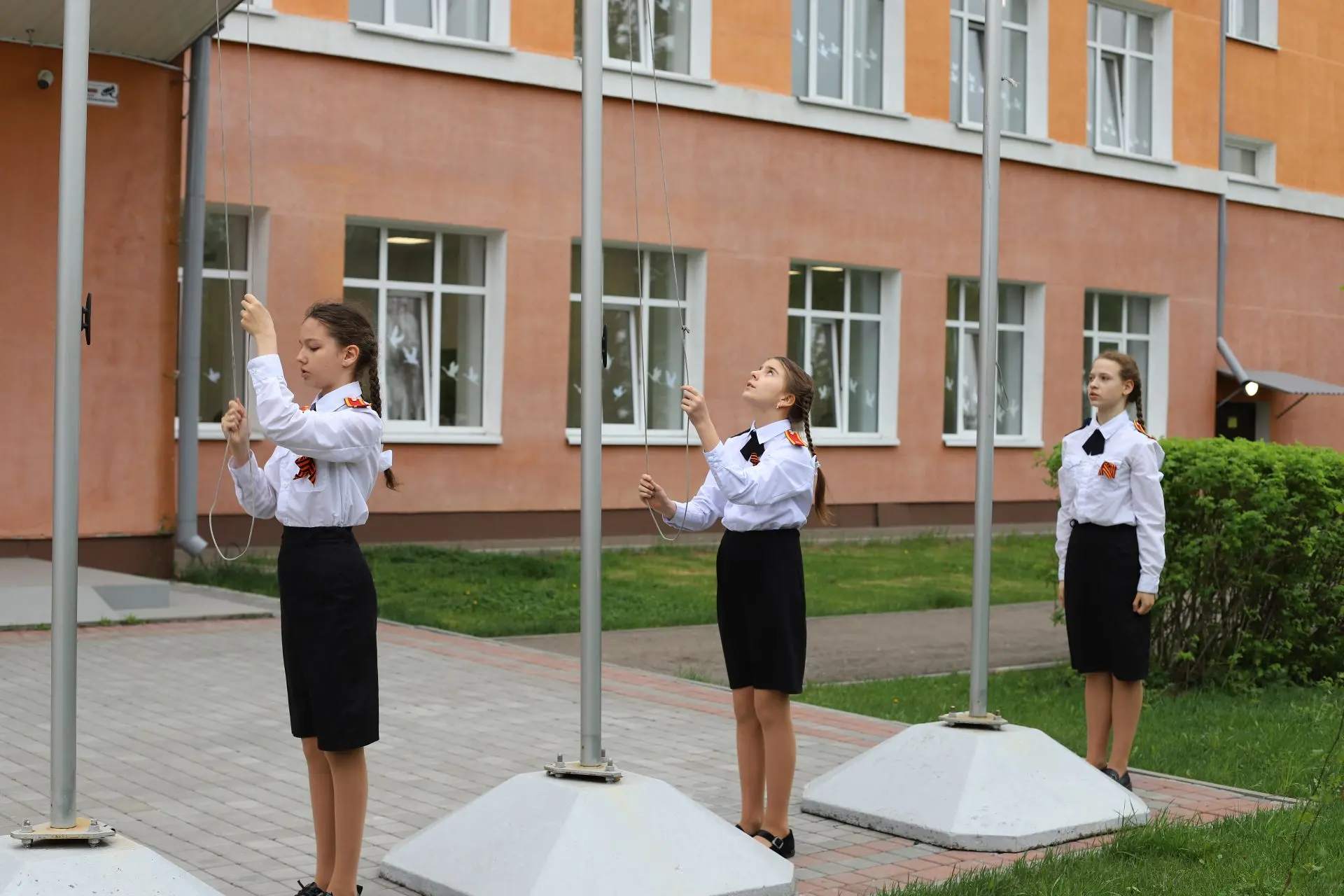 81 ВЕСНА ПОБЕДЫ. ПОМНИМ. ГОРДИМСЯ. БЛАГОДАРИМ  Сегодня мы собрались здесь, чтобы сказать главное: «М