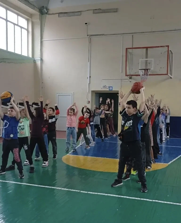 2️⃣Второй день в пришкольном лагере «Дружба»!  🐣В преддверии экологического праздника, Дня Птиц, про
