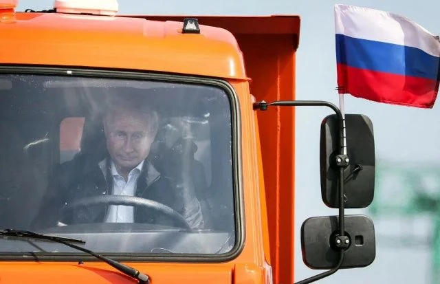 🇷🇺🏭 Владимир Путин поздравил жителей Набережных Челнов с 400-летием города