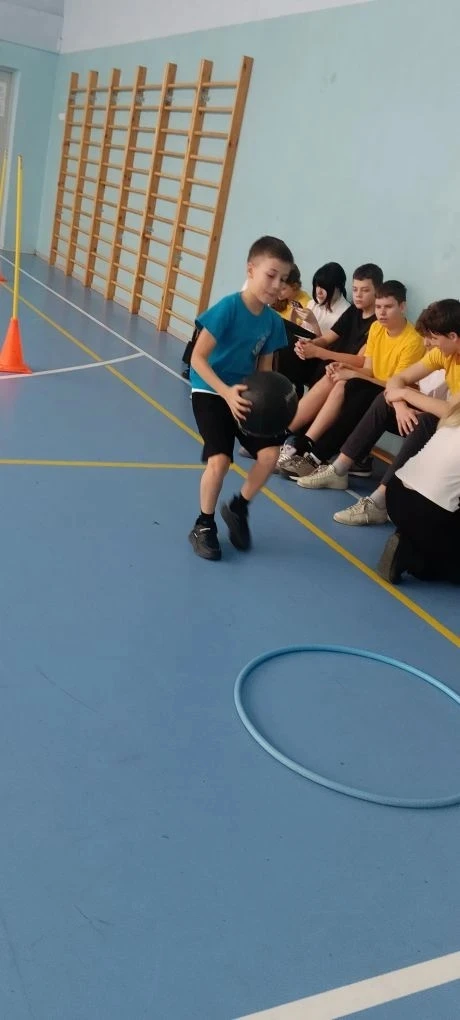 🏅 Соревнования «Полоса препятствий» в 5-х классах! 🏅  В период с 16 по 18 февраля наши пятиклассники