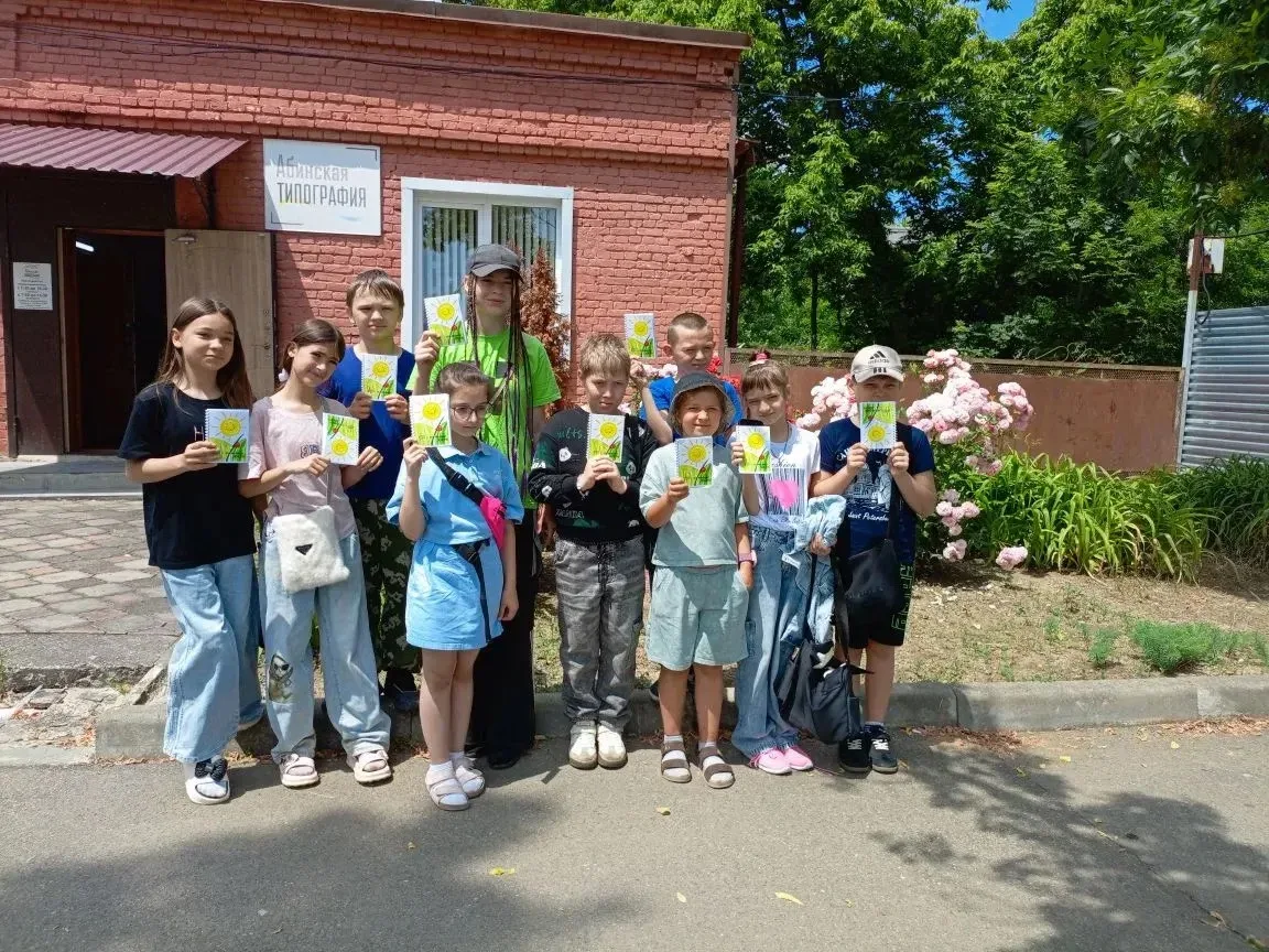 📰 Экскурсия в мир печатного слова

Сегодня участники Медиашколы побывали на экскурсии в типографии 