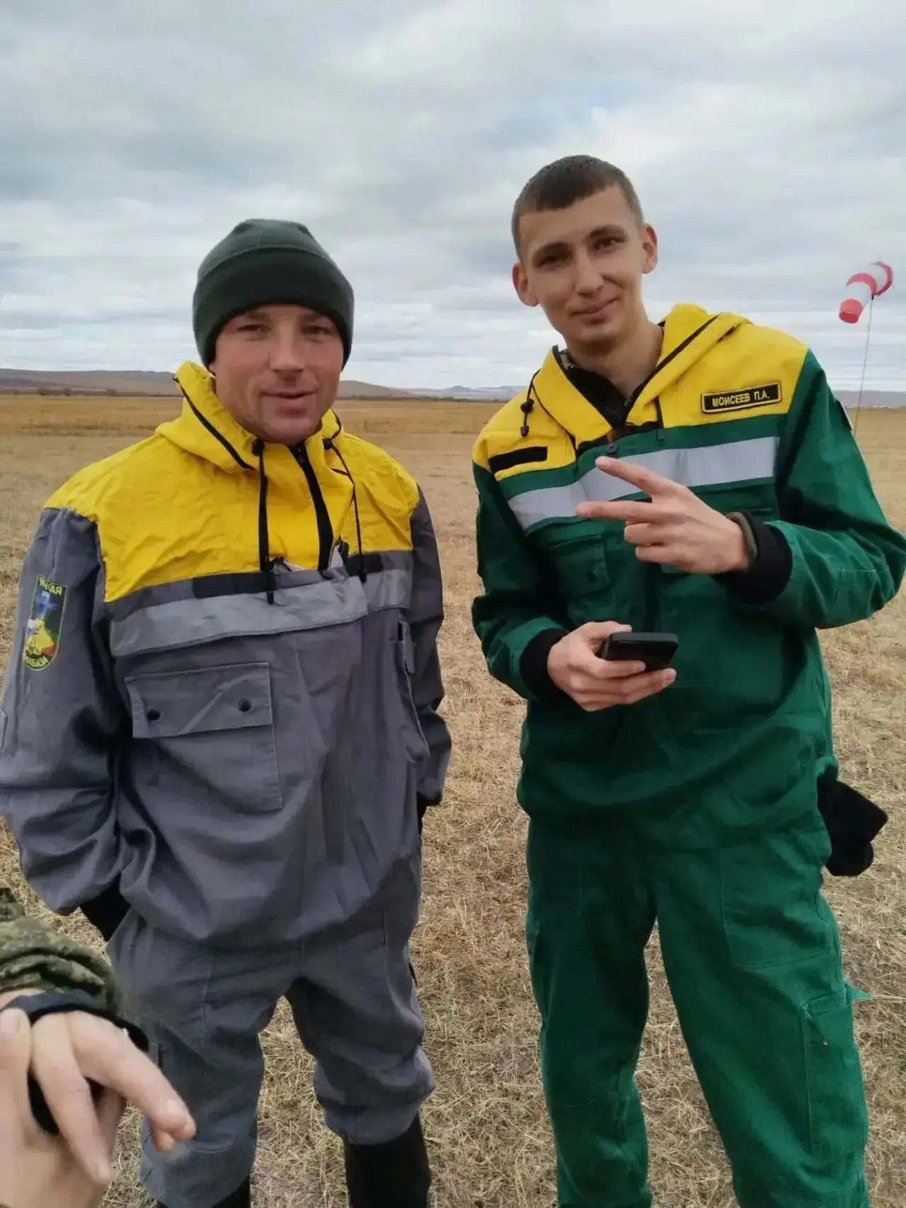 ✈🪂17 новичков Читинской авиабазы приступили к прыжкам с самолета АН-2