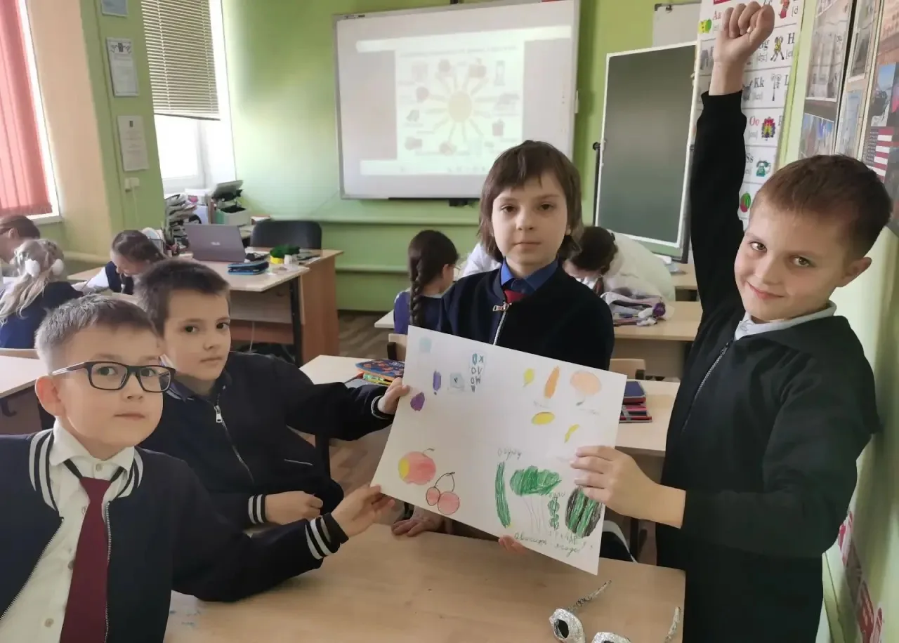☝🏻 Будь здоров!  💬 В рамках Всероссийской акции "Будь здоров!" активисты волонтёрского отряда "Макси