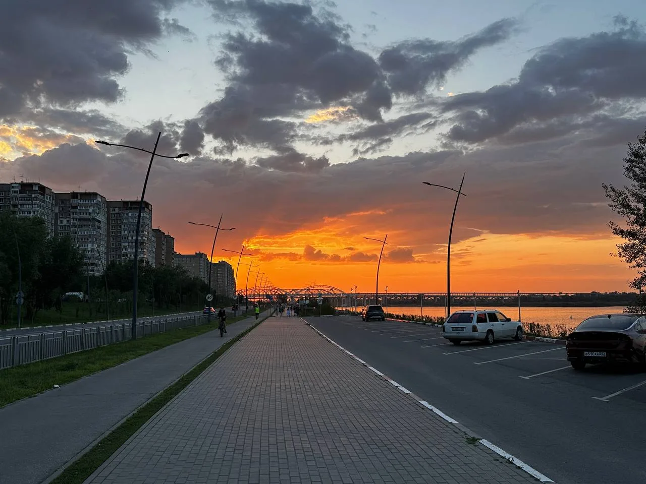 Дорогие, планово пропадаю с экранов радаров до 17 августа.

Ушла в отпуск, а затем - возвращение в М