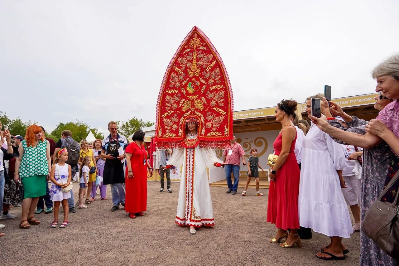 🎁Фестиваль  «Русское поле» 

🗓 22 августа,
 начало в 10:30
📍Парк Победы, Поклонная гора

🫴 Вход 