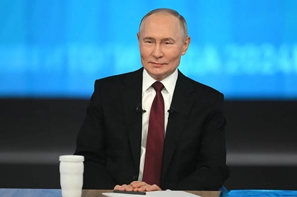 "Прямая линия" будет вновь совмещена с большой пресс-конференцией Владимира Путина — со...