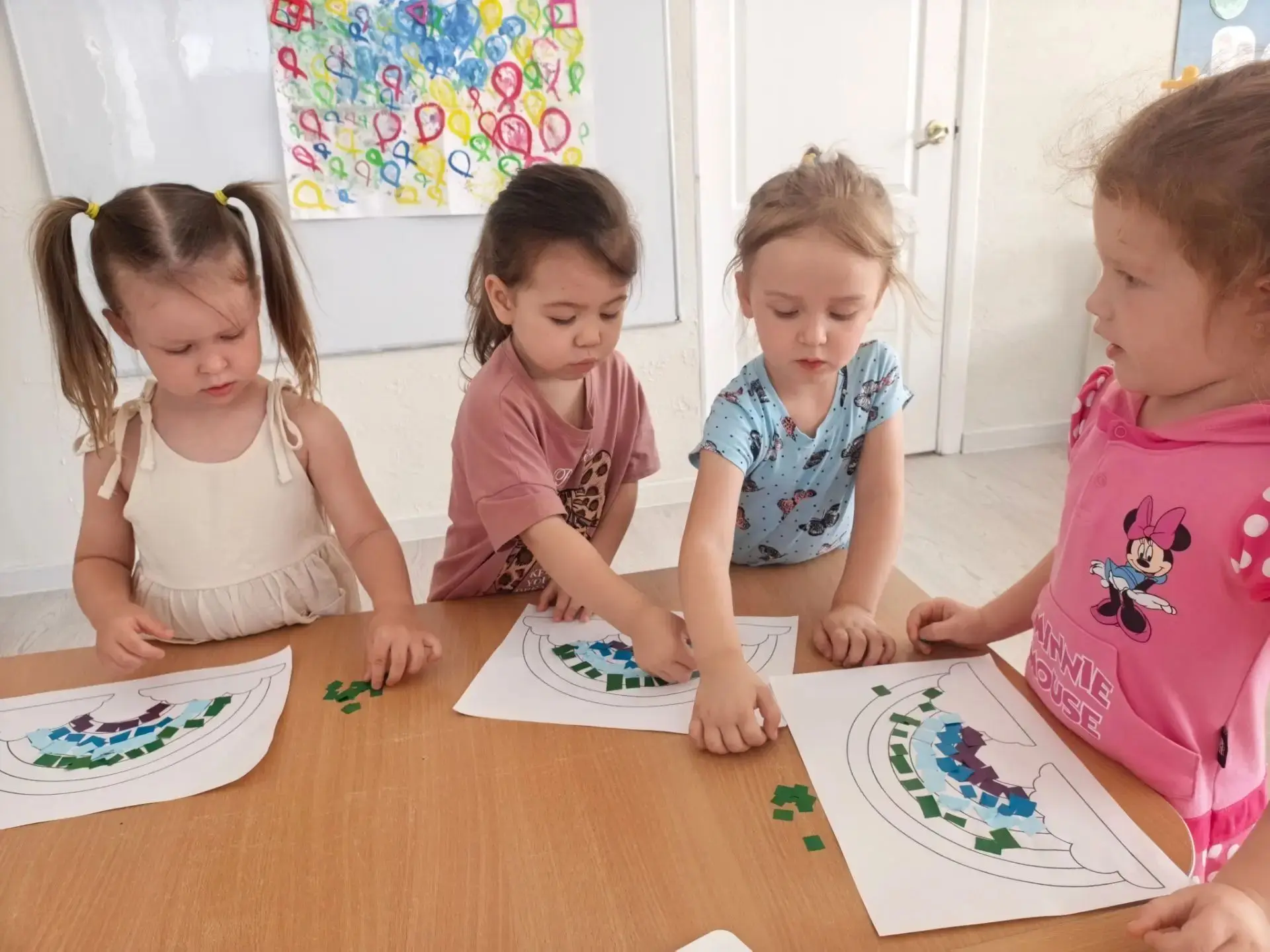 🌈✨ День Радуги в нашей группе - это когда весь мир становится ярче, а улыбки — шире! ✨🌈