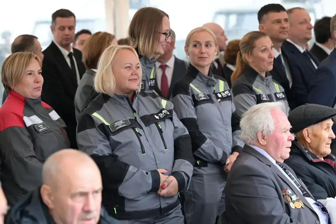 В копилку наград региона добавился Орден Почета, присвоенный Президентом России Среднеу...