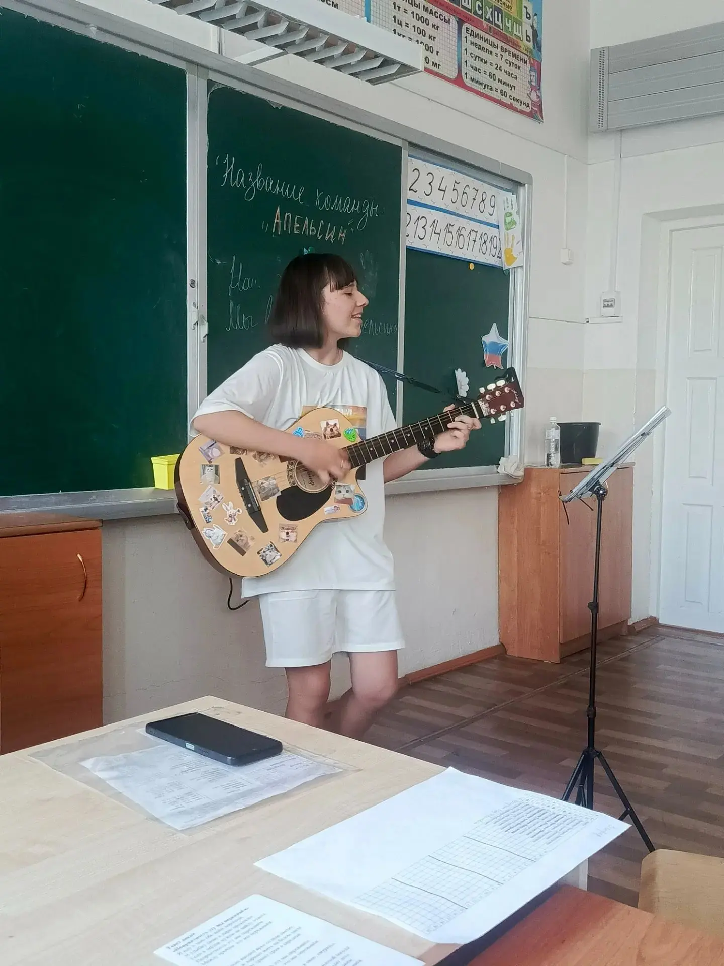 🎶 Сегодня в нашем пришкольном лагере случился по‑настоящему душевный день — полный музыки, творчест