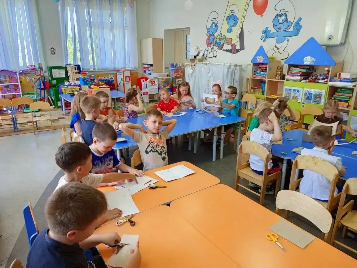 🌸 Лето на ладошке 🤲🏻

Ребята из 1️⃣0️⃣ группы на время превратились в настоящих художников и флор