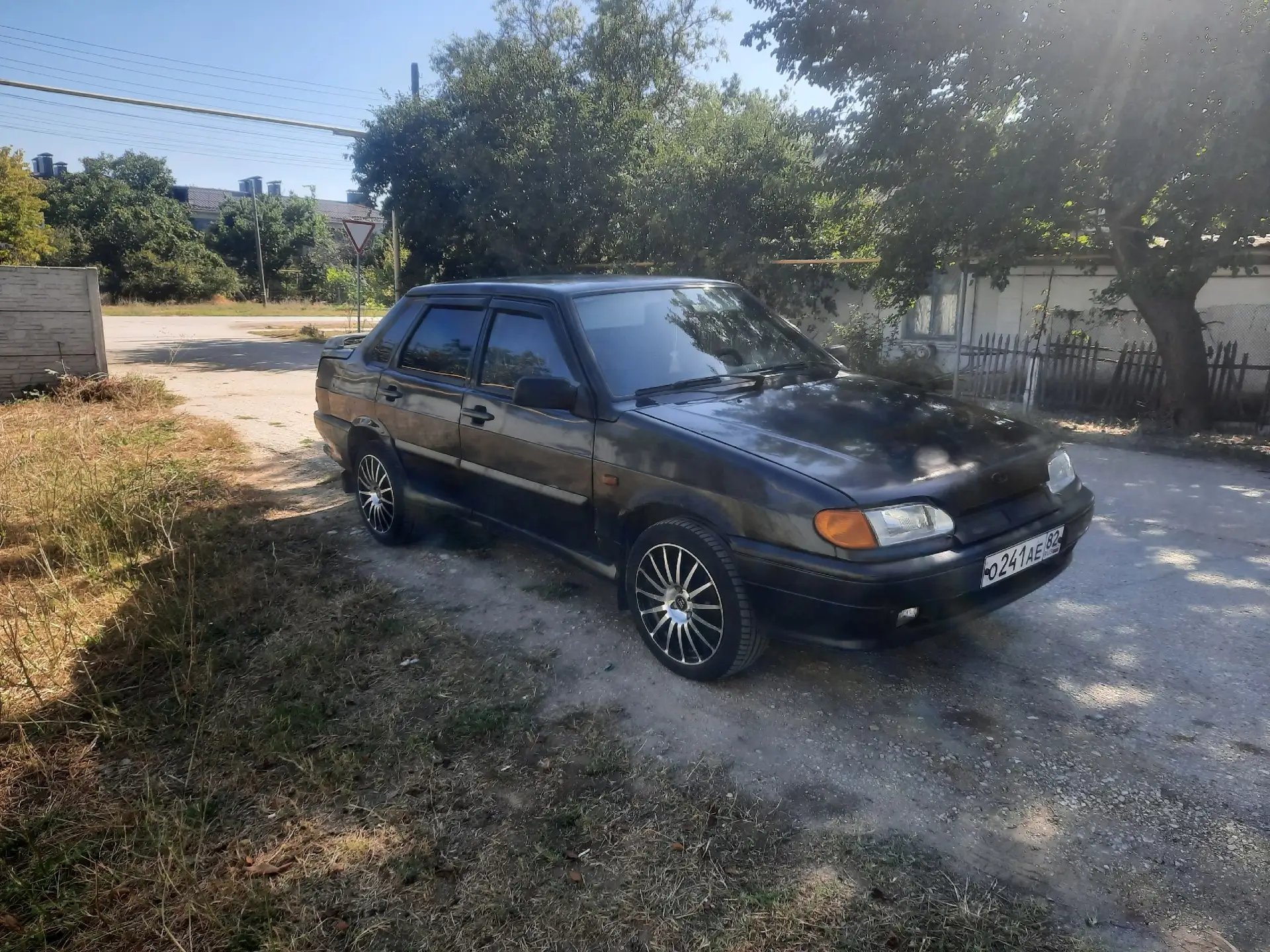 Продаю ваз 2115, 2008года. Авто в хорошем состоянии, мотор и кпп на отлично! Дно целое ...