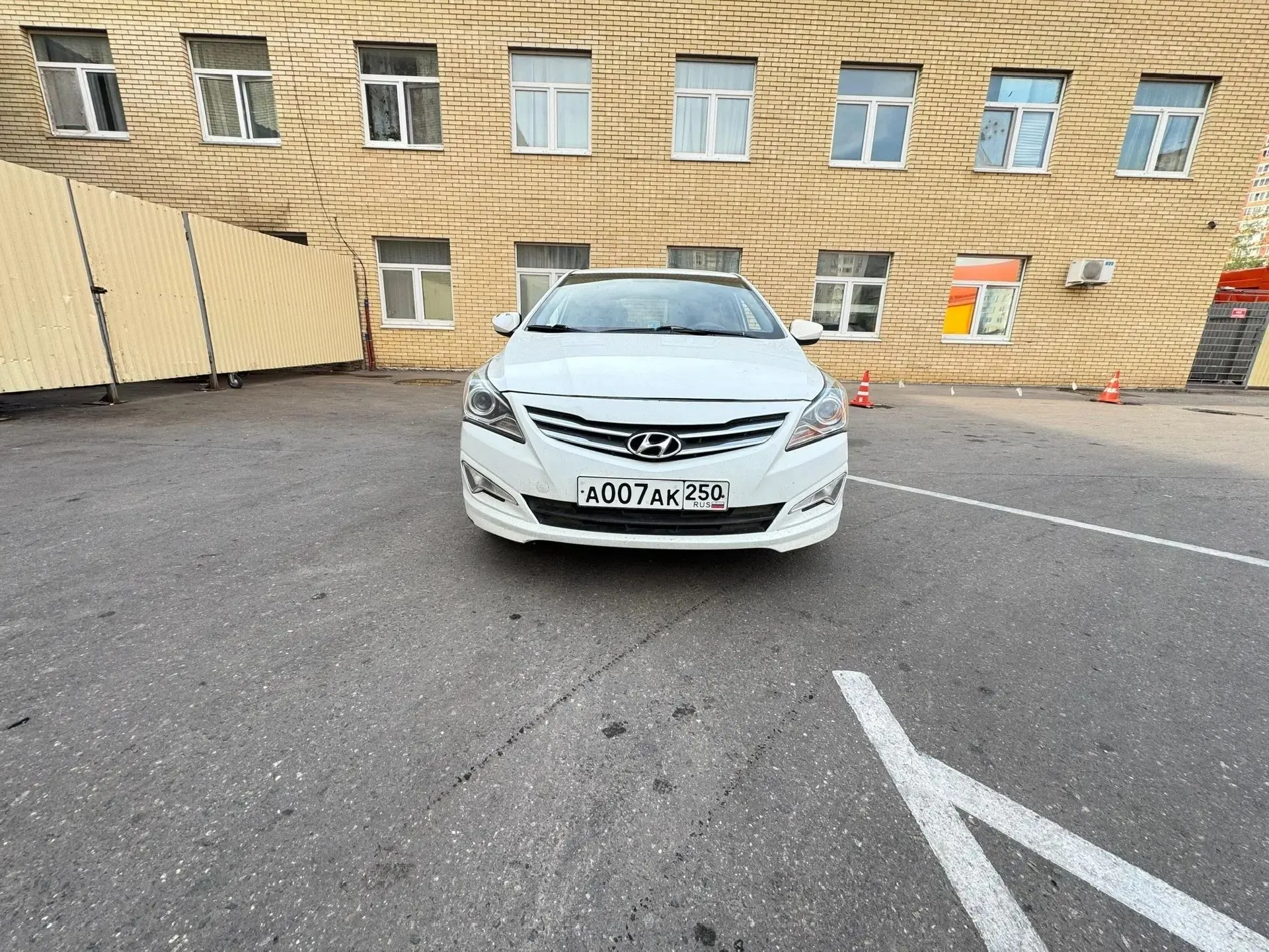 Солярис 2015год . 1.6 автомат. Реальный пробег 520т