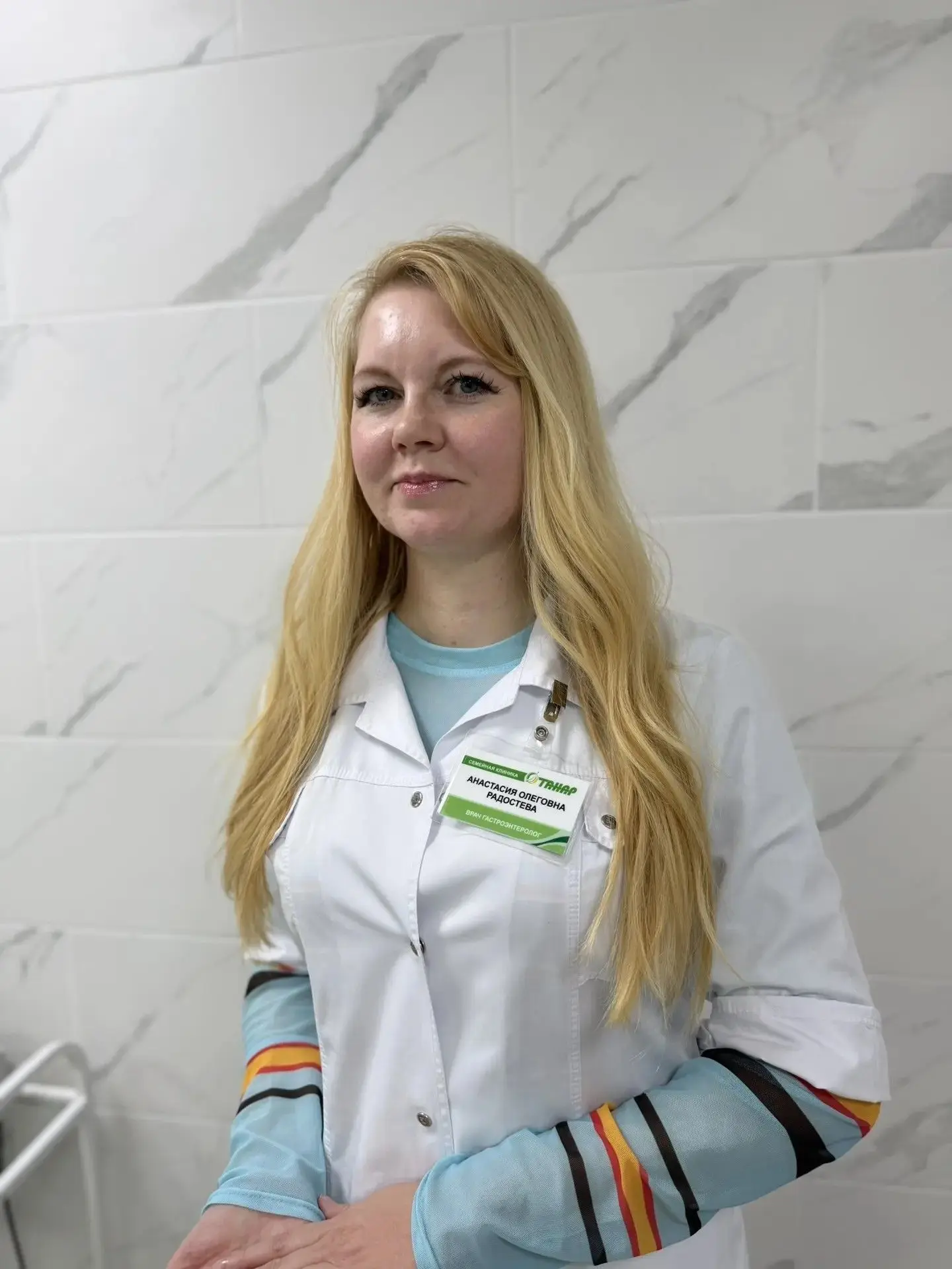 📹 Случай из практики: Пациент, 42 года. Мужчина. Выглядит старше своих лет — сероватая...