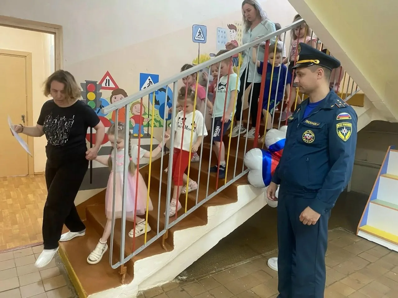 В нашем детском саду прошла учебная пожарная эвакуация. Цель тренировок по пожарной без...