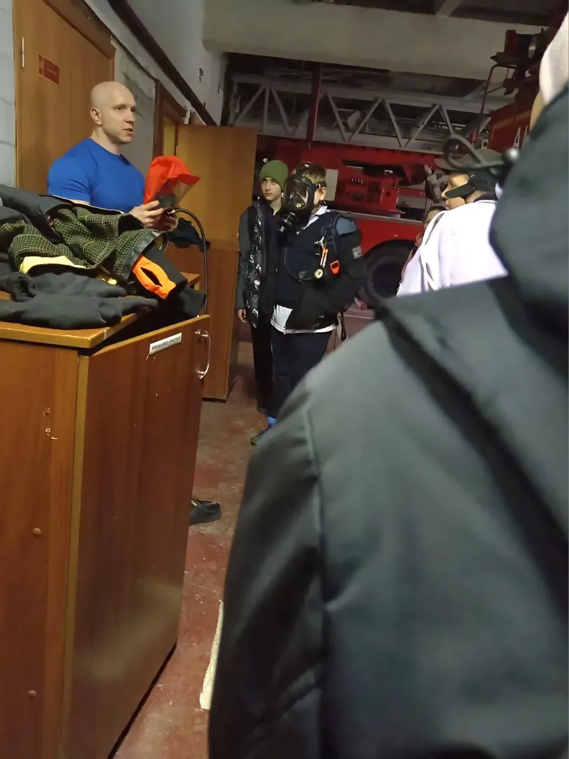 🚒 Огненный репортаж из пожарной части №4: как 5Б узнал тайны профессии дознавателя МЧС!  🔥 Когда на 