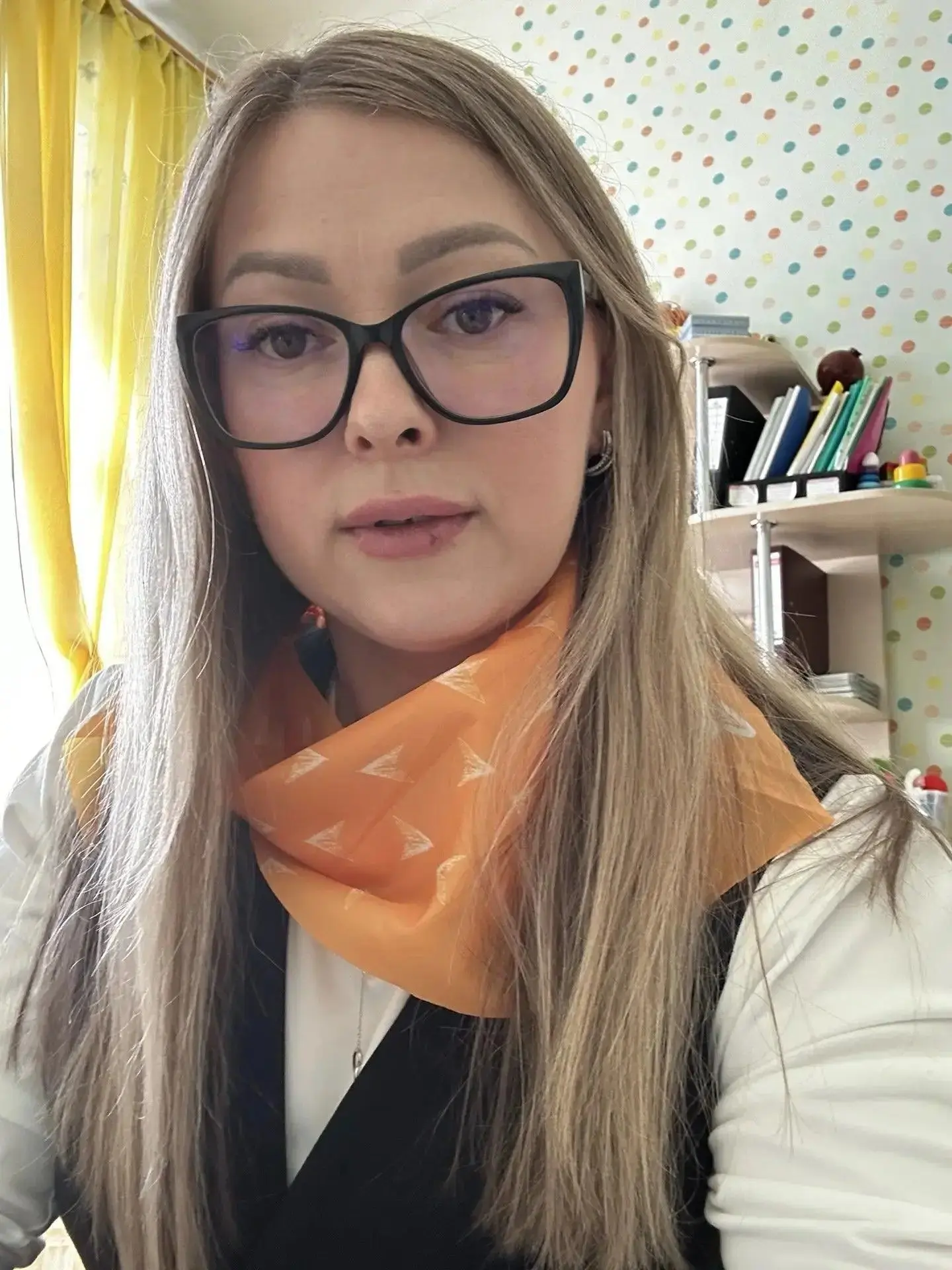 Лучший советник
 
Продолжаю знакомство с нашими замечательными советниками, которые ведут свою работ