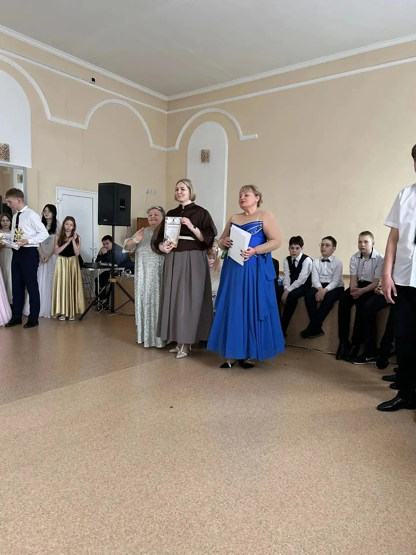 🎭 Казаки инженерного губернаторского класса на Сретенском балу!   Великолепное событие состоялось в 