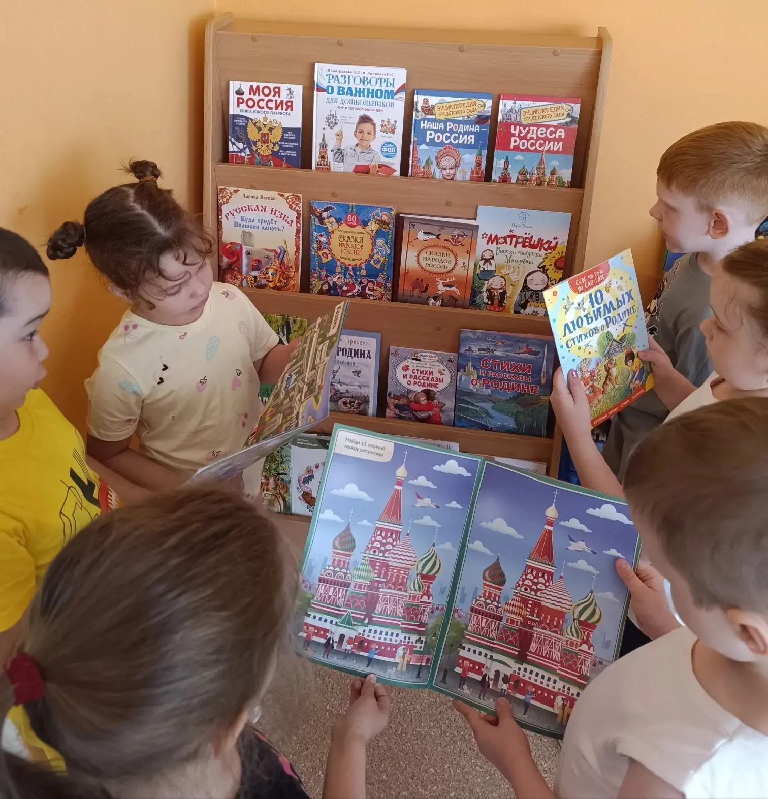 В ДО "Золотой петушок " в проекте "Предшкола: стандарт детского сада"  на тематической неделе "Книга