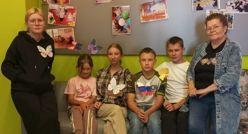 В Балахтинском молодёжном центре кипит творческая жизнь – в ходе проекта Арт-Лаб «Много...