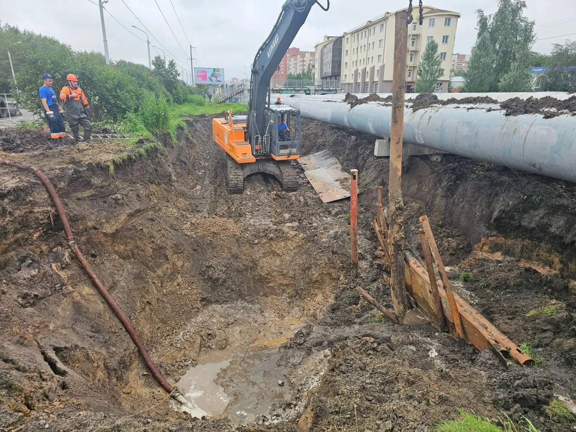 Из коллектора на Широтной извлекли 25 тонн мусора

🚚 Четверо суток специалисты «Росводоканала Тюмен