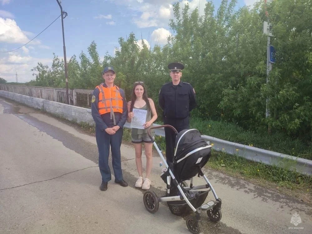 Огнеборцы обеспечивают безопасность на водных объектах   🚒 Сотрудники чрезвычайного ведомства провод