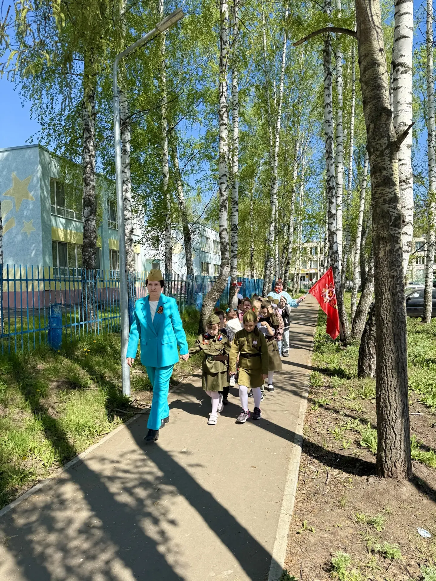 🕊️В преддверии Дня Победы наши будущие первоклассники побывали в гостях у школы №5 — и...