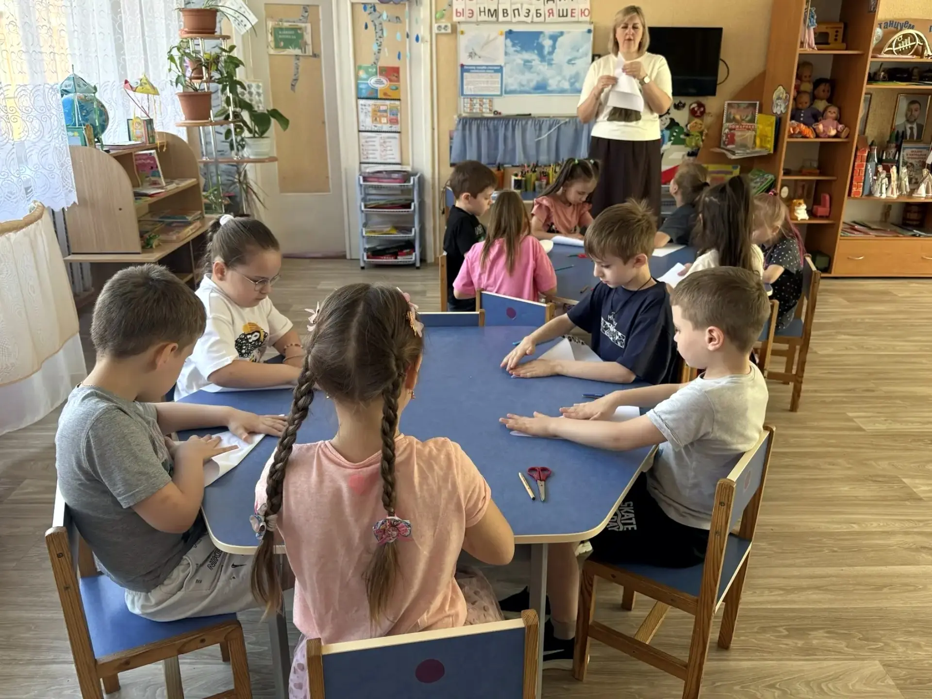 #ДАТА_В_КАЛЕНДАРЕ_ 
📅22 июня - День памяти и скорби.
 «Летите, голуби, летите...» 🕊 Скорбим и помн