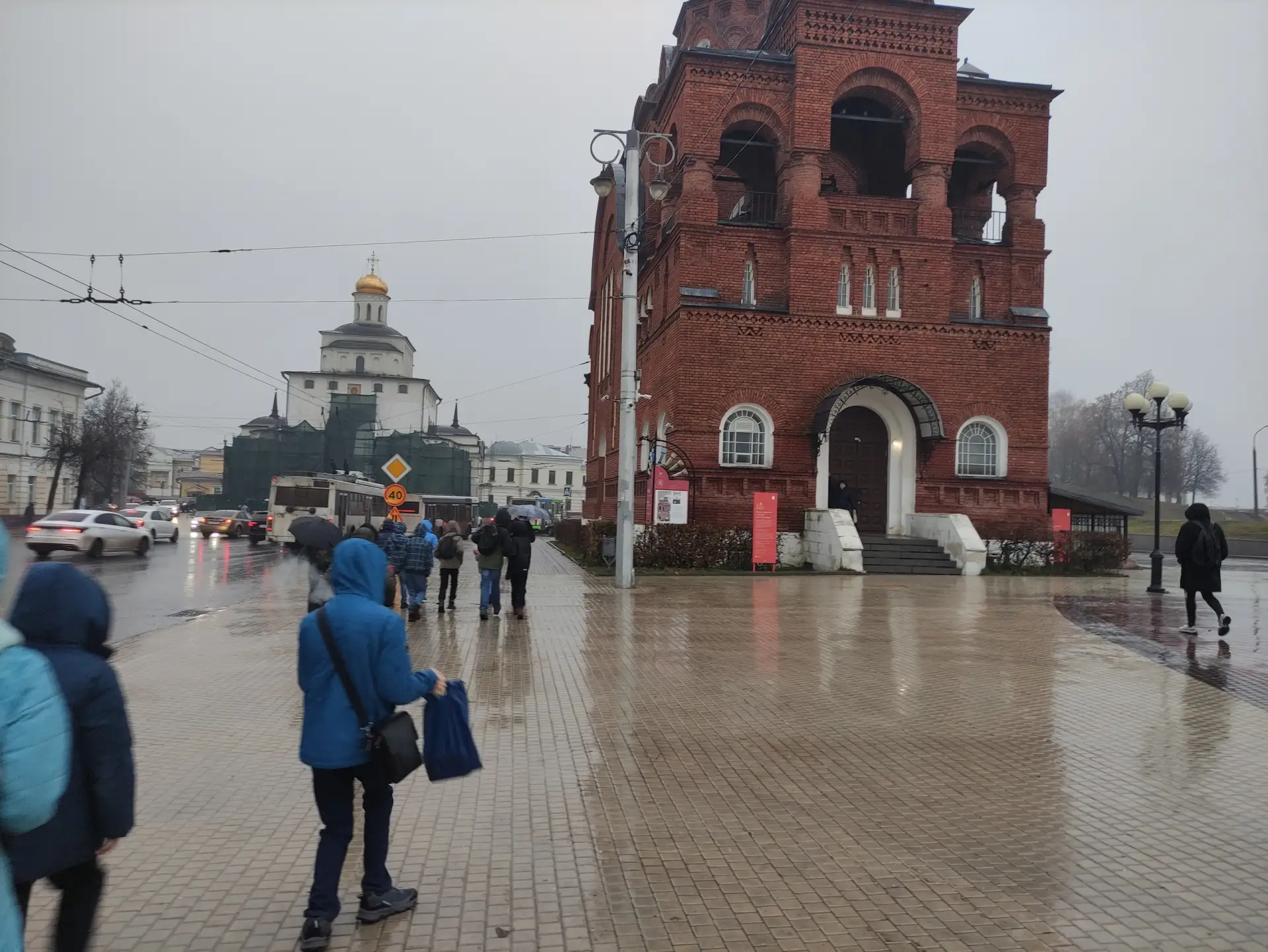 От холода и ливней до аномальной жары: погода в ближайшие дни преподнесёт ещё одну пако...