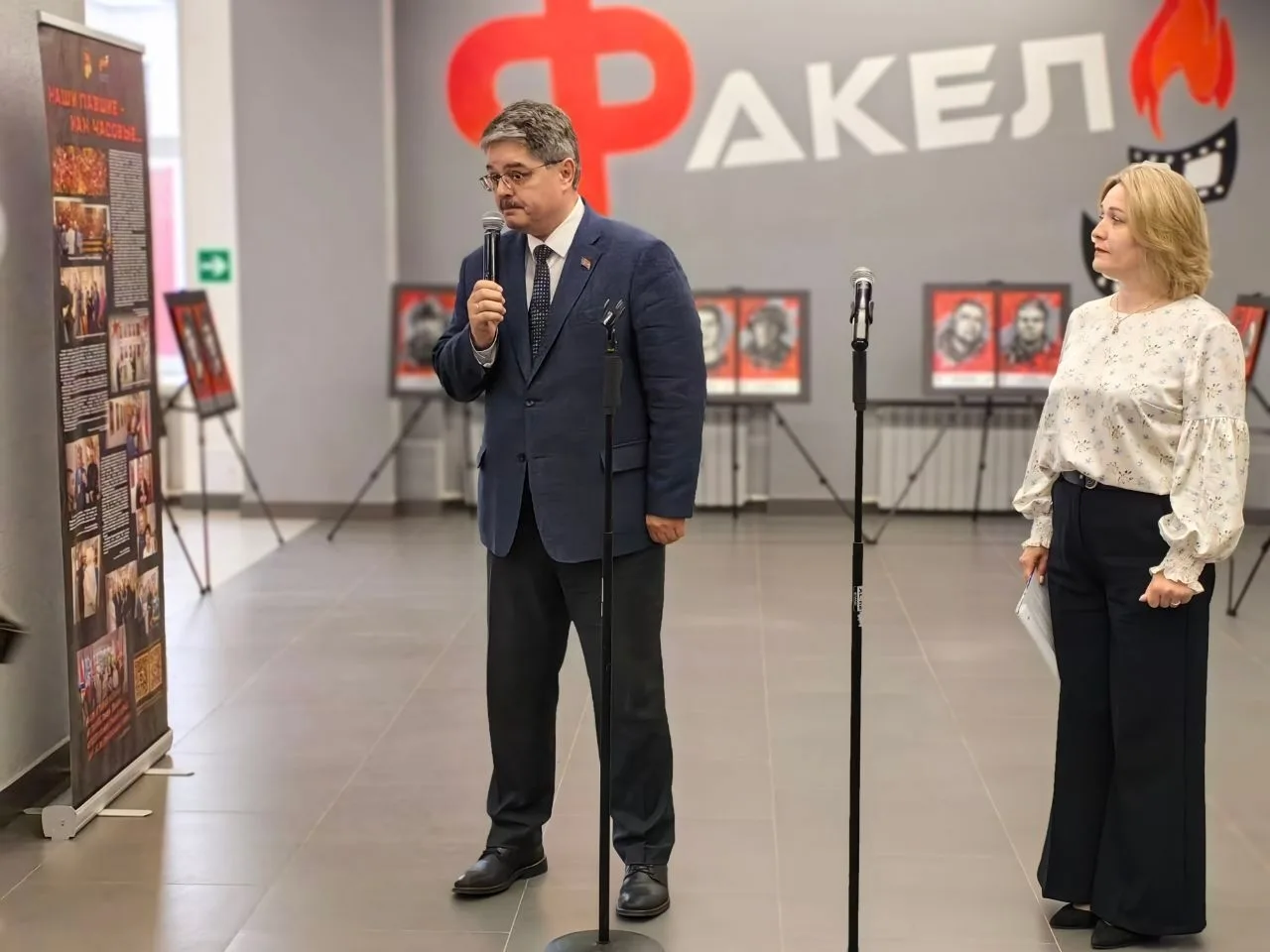 🇷🇺 «НАШИ ПАВШИЕ – КАК ЧАСОВЫЕ»: В ЯГОДНОМ СОСТОЯЛОСЬ ОТКРЫТИЕ ВЫСТАВКИ ПОРТРЕТОВ ГЕРО...