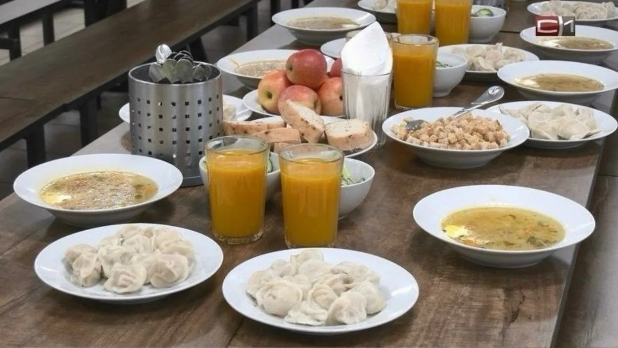 🍽 В школах Сургута появилось меню на выбор