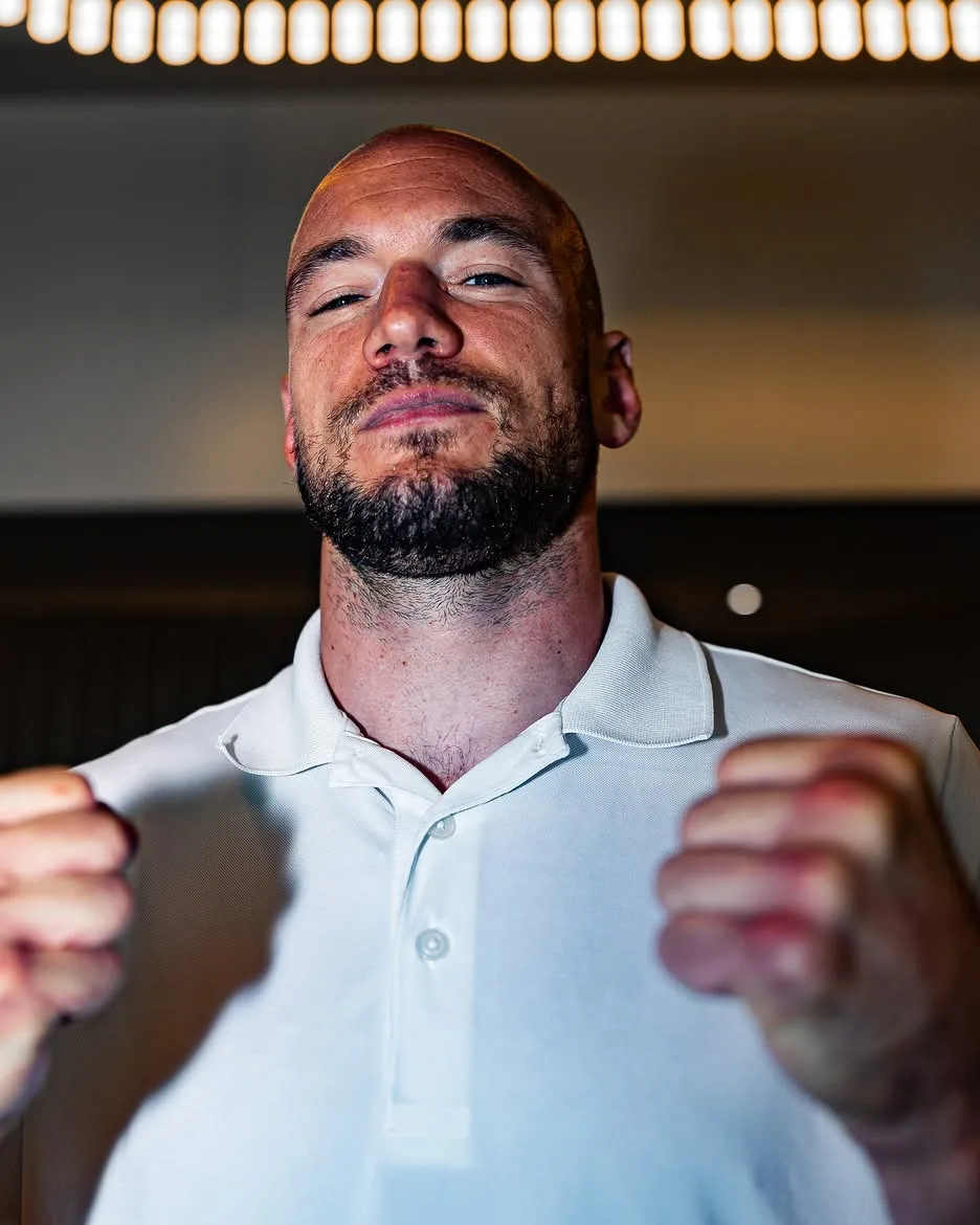 Участники главного боя UFC Белград 👊

Совсем скоро увидим Медича и Родригеза в действии 😎

📷 UFC