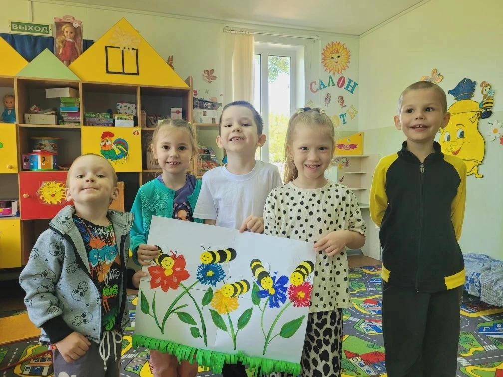 🐝🌼 В разновозрастной группе прошло увлекательное мероприятие, посвященное Всемирному дню пчел!
Реб