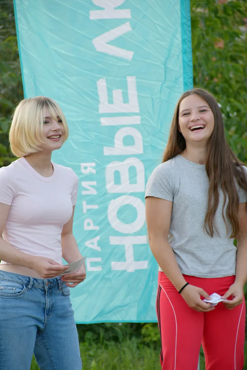 🔥 Четырнадцать лет подряд мы проводим День добрососедства на озере Жемчужина Сибири, и...