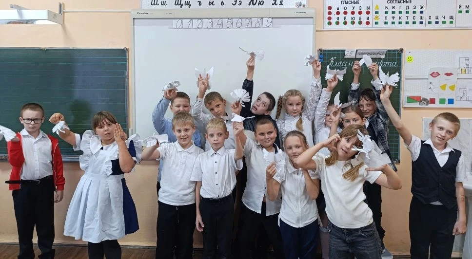 3 «Б» класс принял участие в акции «Белый голубь»!