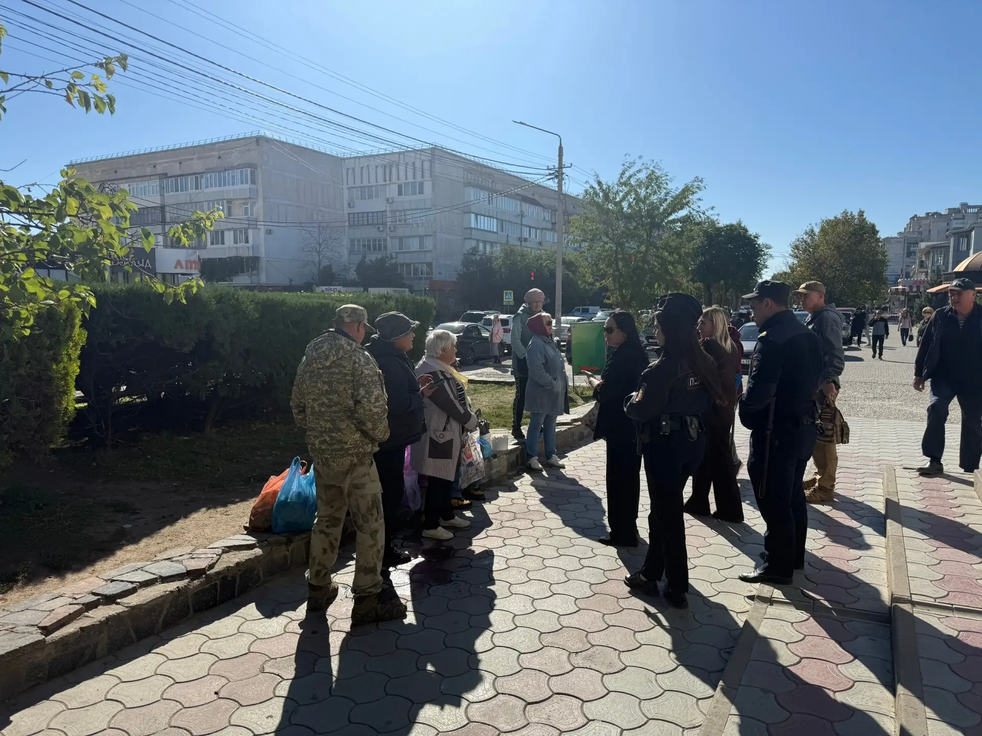 Сотрудники управления муниципального контроля вместе с полицией продолжают выявлять фак...