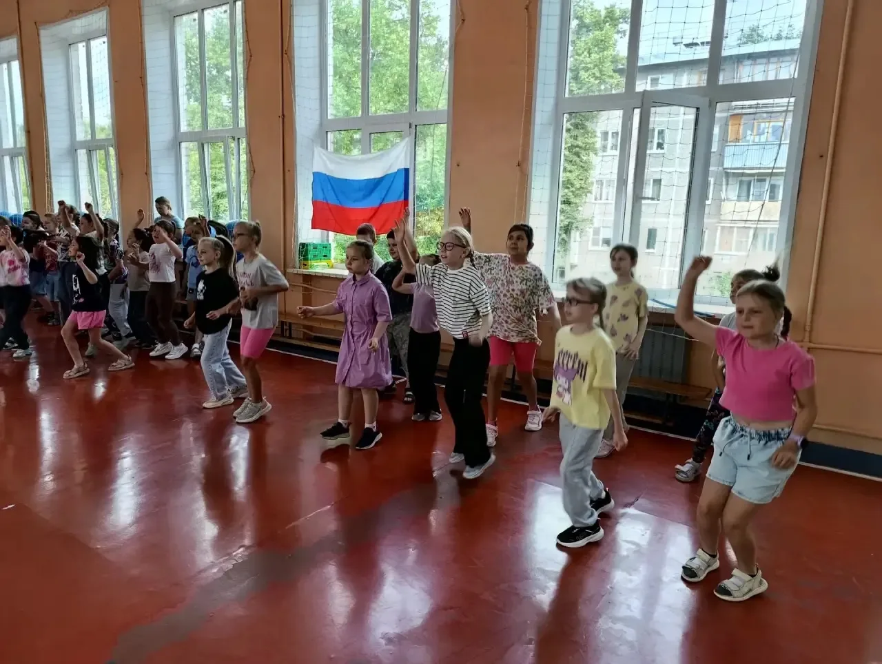 ☀️ Новая неделя в лагере «Теремок» началась ярко и энергично - по-настоящему день в движении!

💪 Ут