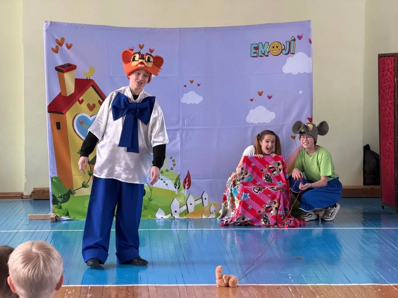🎭13 марта артисты школьного «Театра детской мечты» МАОУ «СОШ №116» г. Перми показали спектакль «Забы
