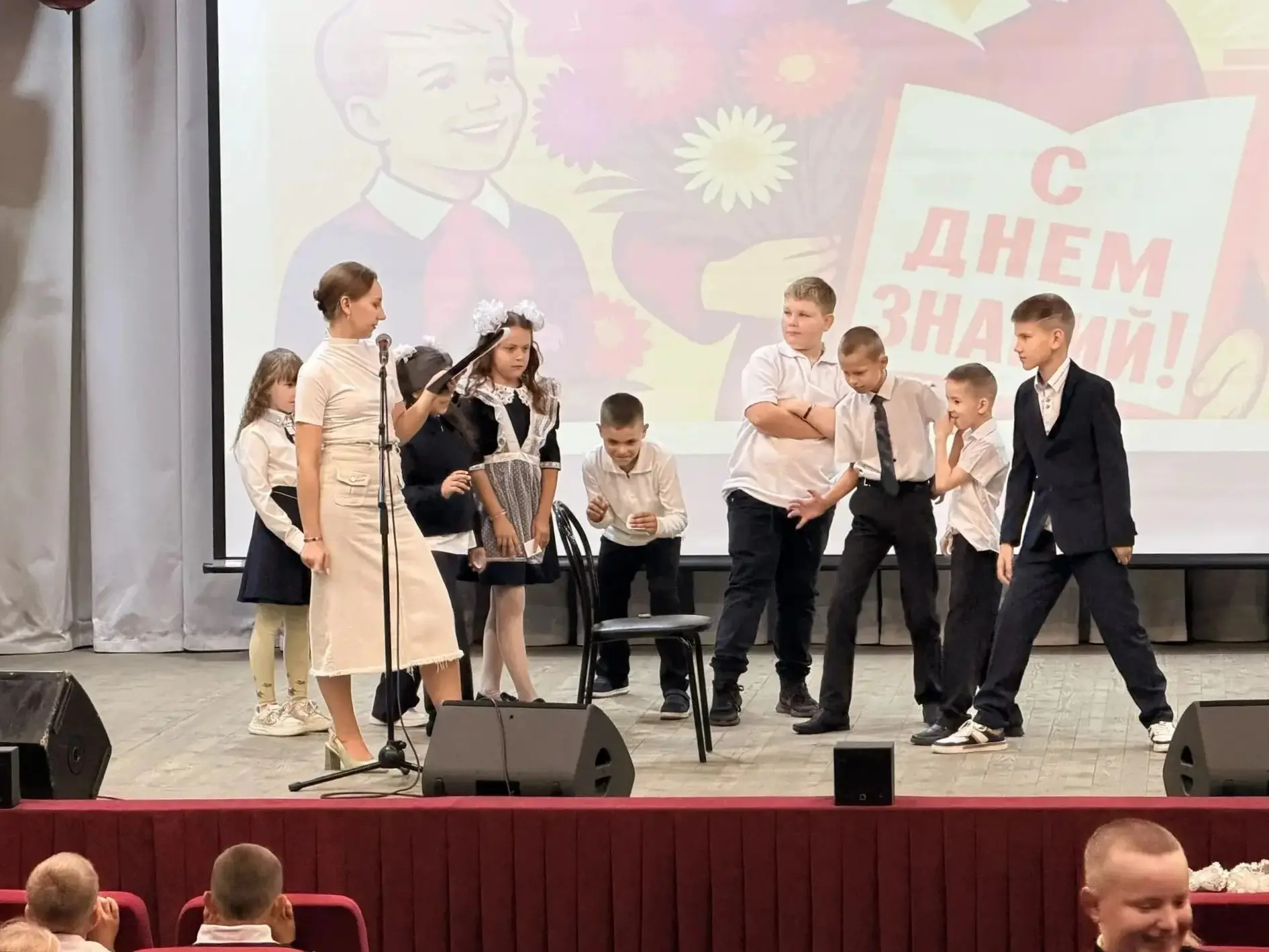 🧠 В Верх-Ирменском сельском Дворце культуры ЗАО племзавод "Ирмень" им. Ю. Ф. Бугакова ...