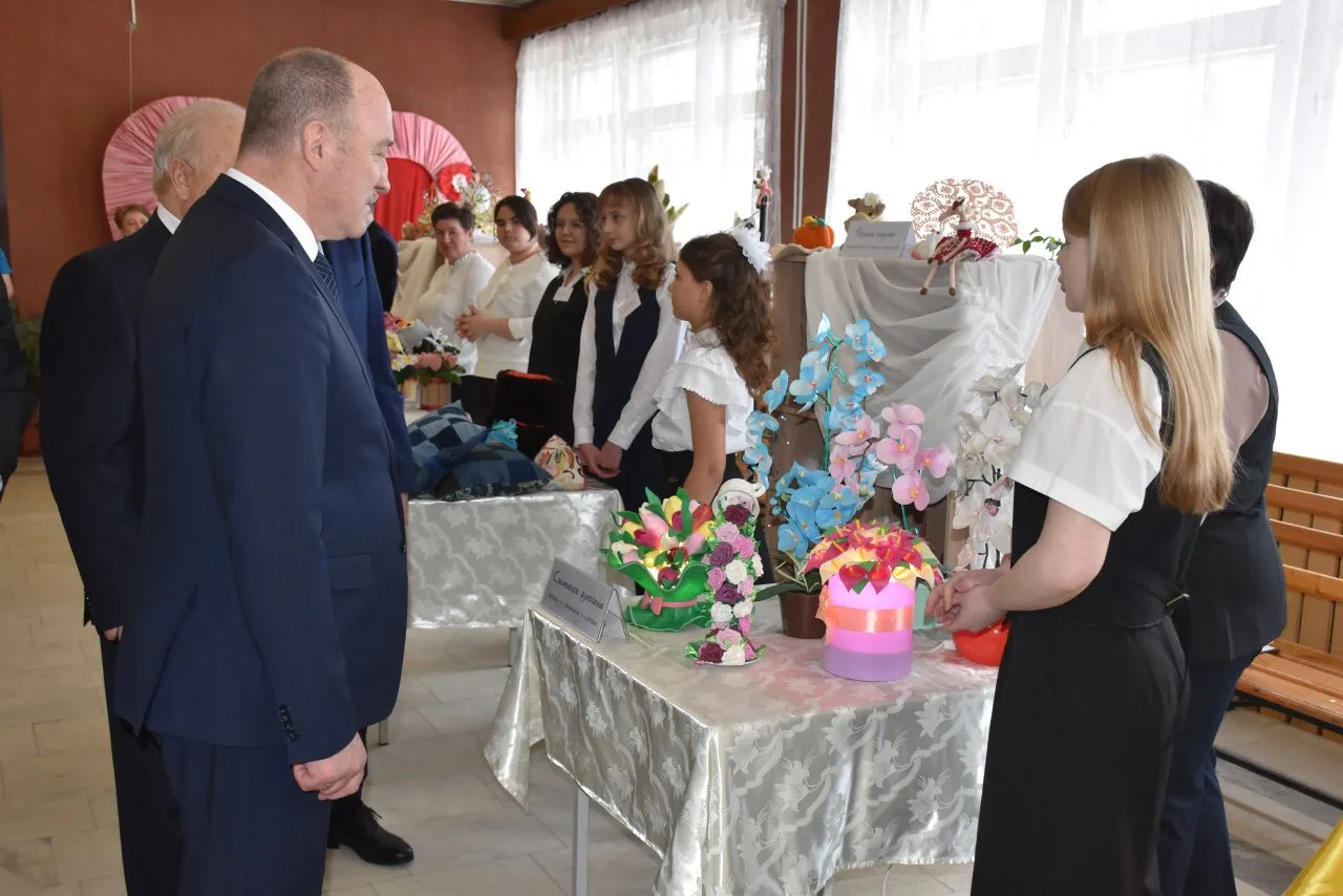 ‼️ Учащаяся нашей школы Карпухина Елена вместе с педагогом Алейниковой Г. А. представил...