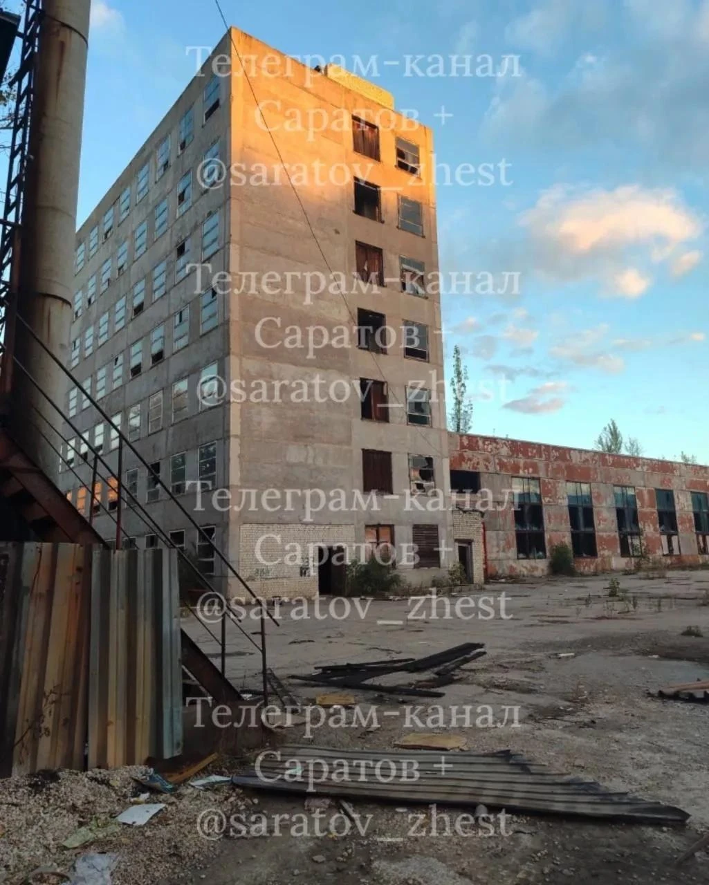 Саратовцы беспокоятся о школьниках из-за убранного ограждения у завода «Карат»