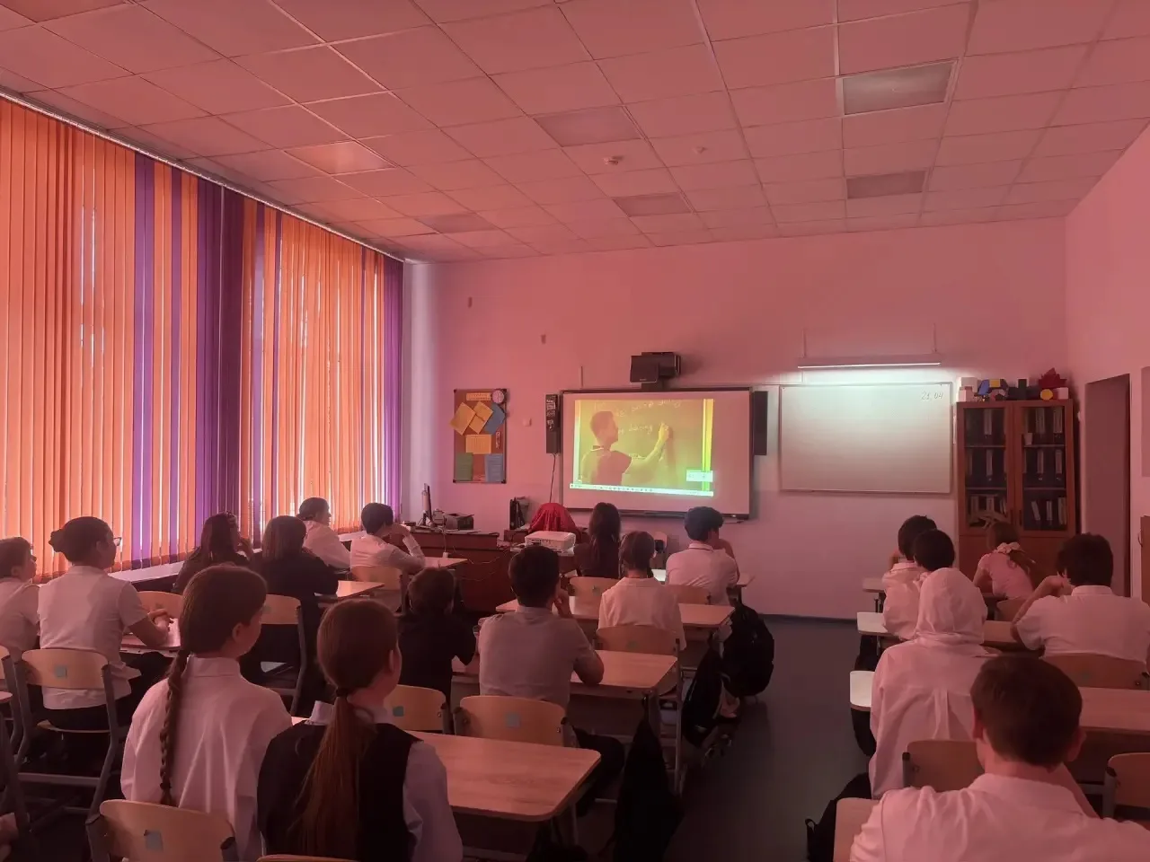 Безопасность превыше всего! 🚨 Сегодня в МБОУ «Эффективная школа» (корпус 4, школа №5) – день повышен