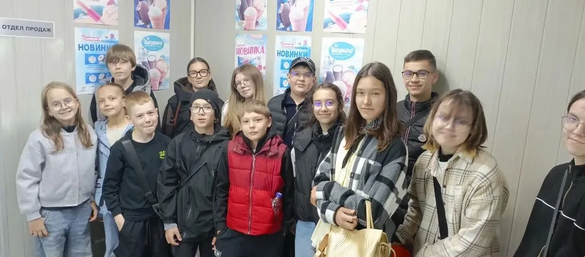 Секреты производства любимого лакомства: ученики 5 «Д» и 7 «А» классов посетили фабрику...