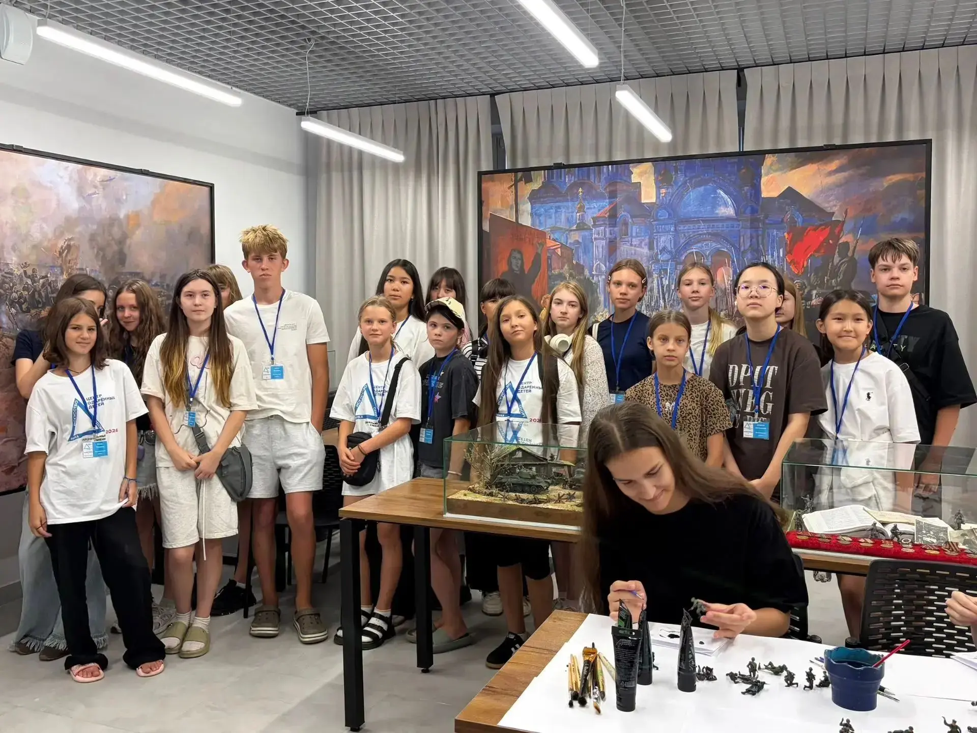 🎨 В Астраханской области завершилась первая смена по направлению «Искусство»!