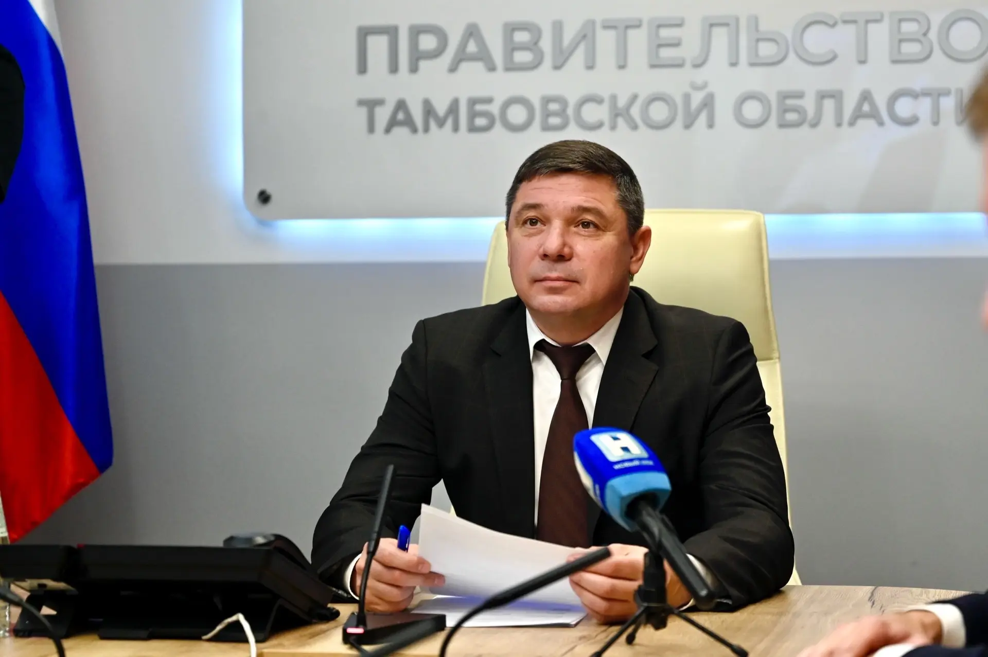 Провёл традиционный личный приём в правительстве Тамбовской области. Для удобства жител...