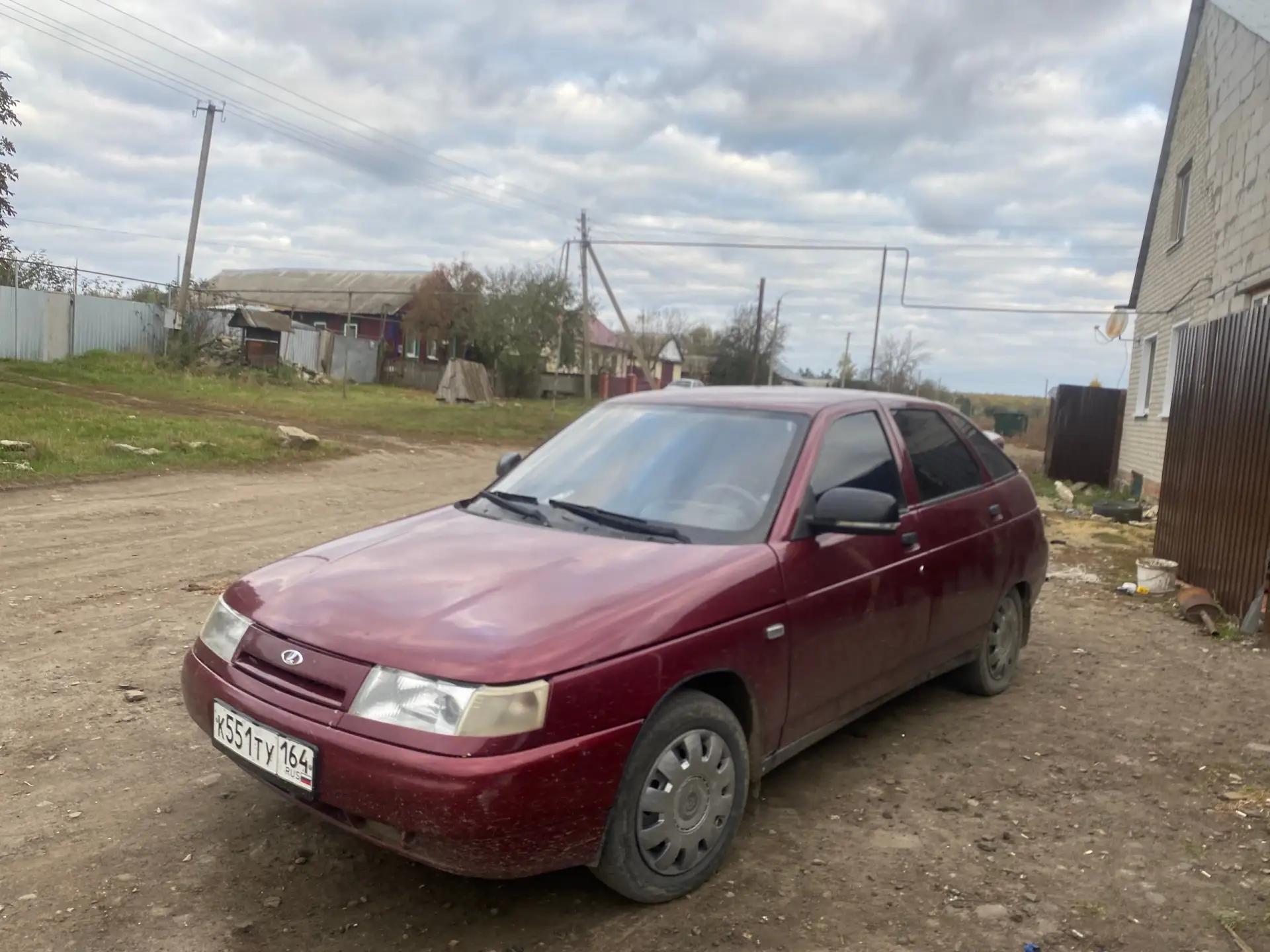 Продам ваз 2112 2005 года в хорошем состоянии вложений не требует двигатель 16 клоп 124...