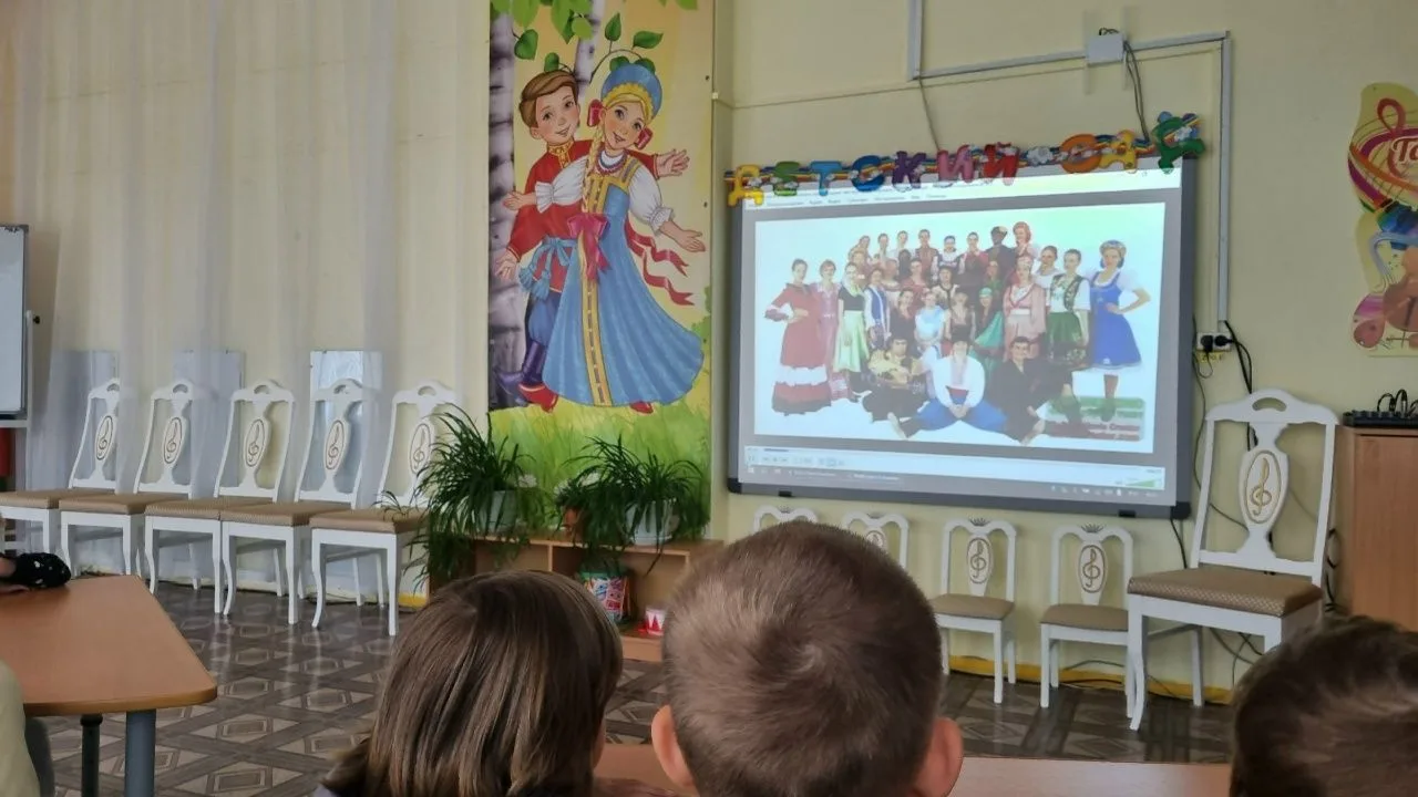 🎼Музыкальные инструменты народов России🎼
🪈🪕Тематическое занятие «Музыкальные инструменты народов