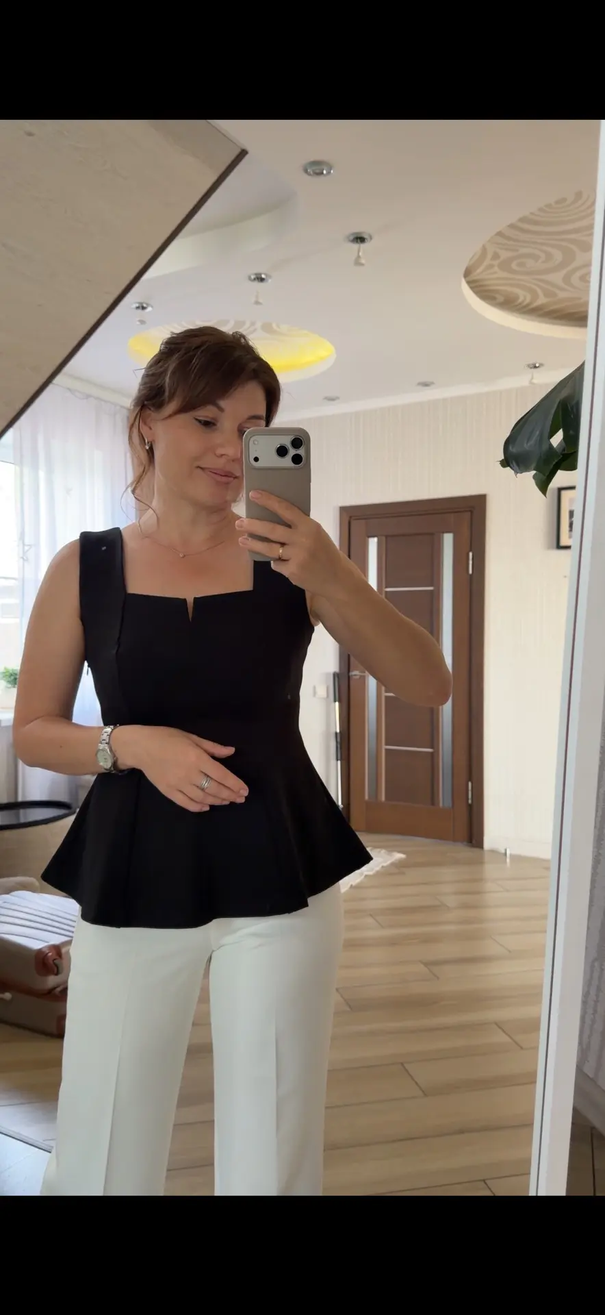23 года спустя !Откуда эти цифры ??!

Выпуск 2003 ❤️
Два года я училась с этими ребятами , но они дл