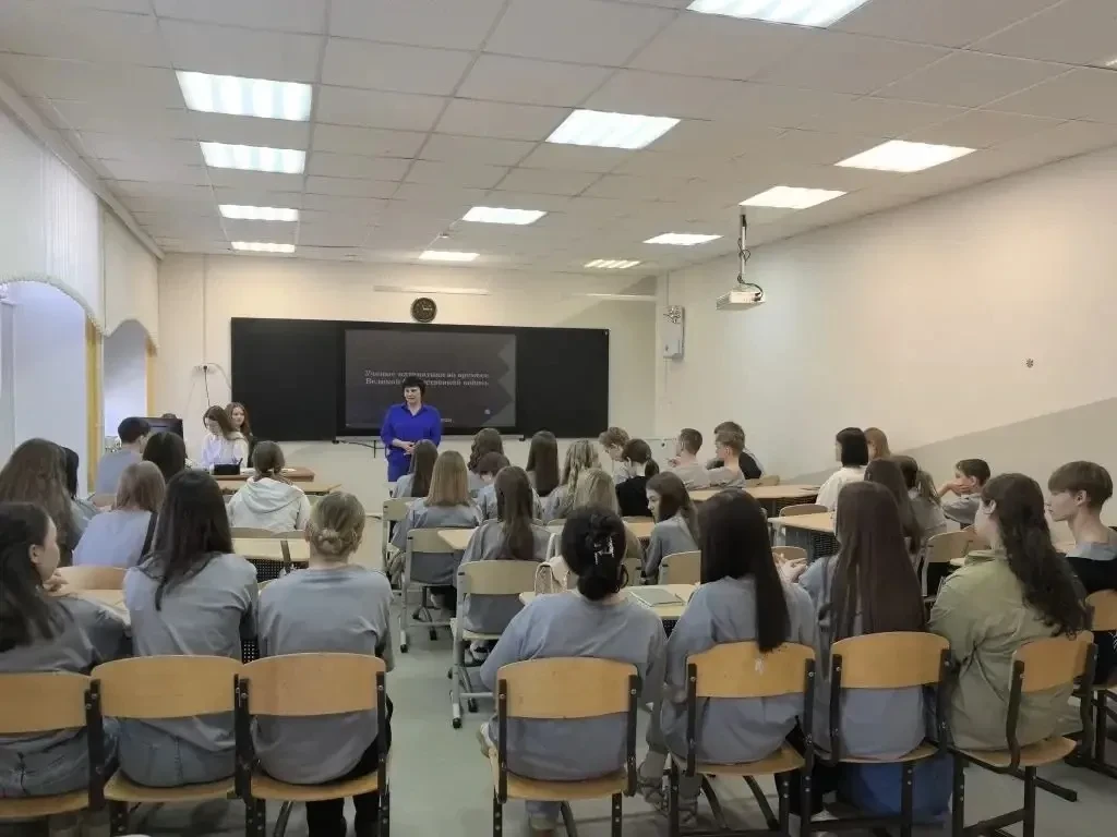 ✅ Научные дни завершились во второй пойковской школе!  В течение недели 48 старшеклассников из всех 