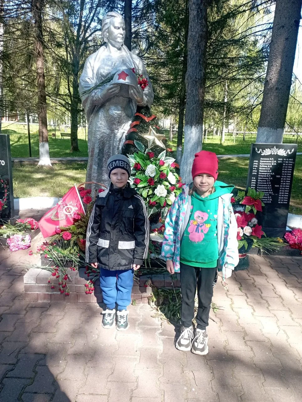 Детский сад "д. Хилово".        9 мая это дата, которая не просто в календаре, а в сердце каждого из