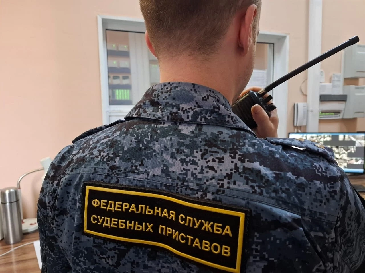 👮‍♂️ В СЫКТЫВКАРЕ ОТЕЦ-ДОЛЖНИК ПЫТАЛСЯ СБЕЖАТЬ ОТ ПРИСТАВА